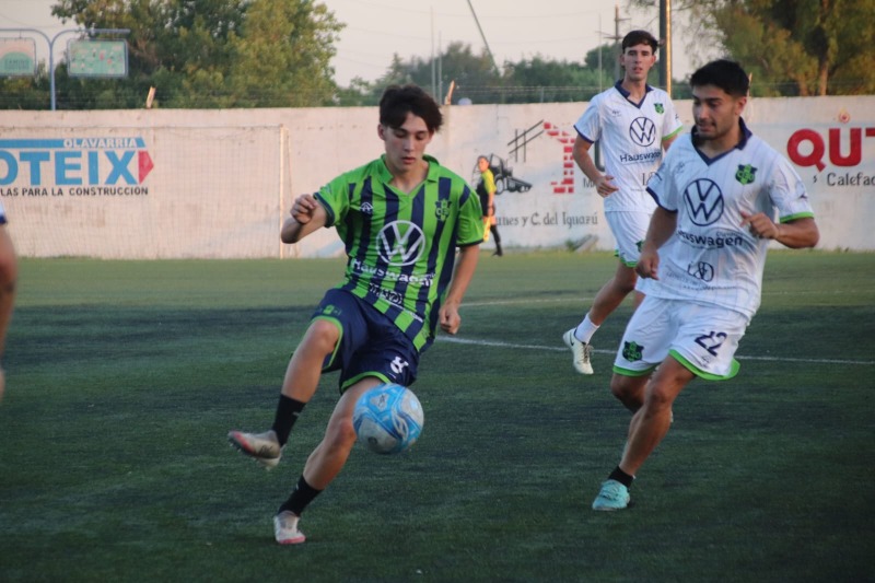 Embajadores celebr� sus 20 a�os con f�tbol y solidaridad